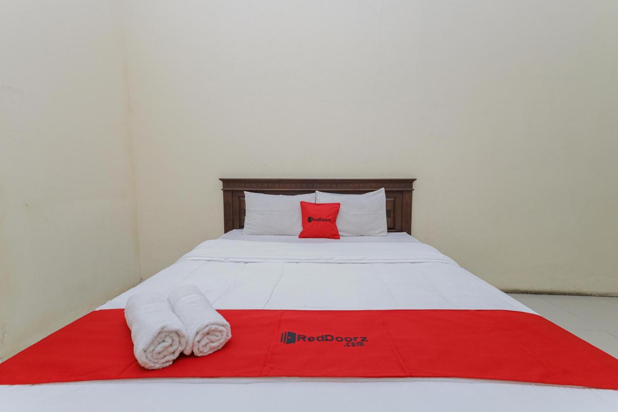 Oyo Bunga Matahari Guest House And Hotel Batu  Ngoại thất bức ảnh