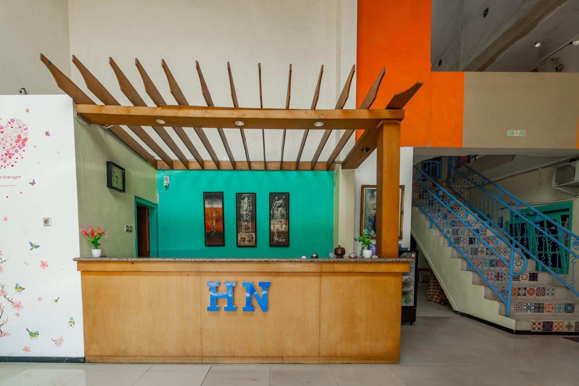 Oyo Bunga Matahari Guest House And Hotel Batu  Ngoại thất bức ảnh