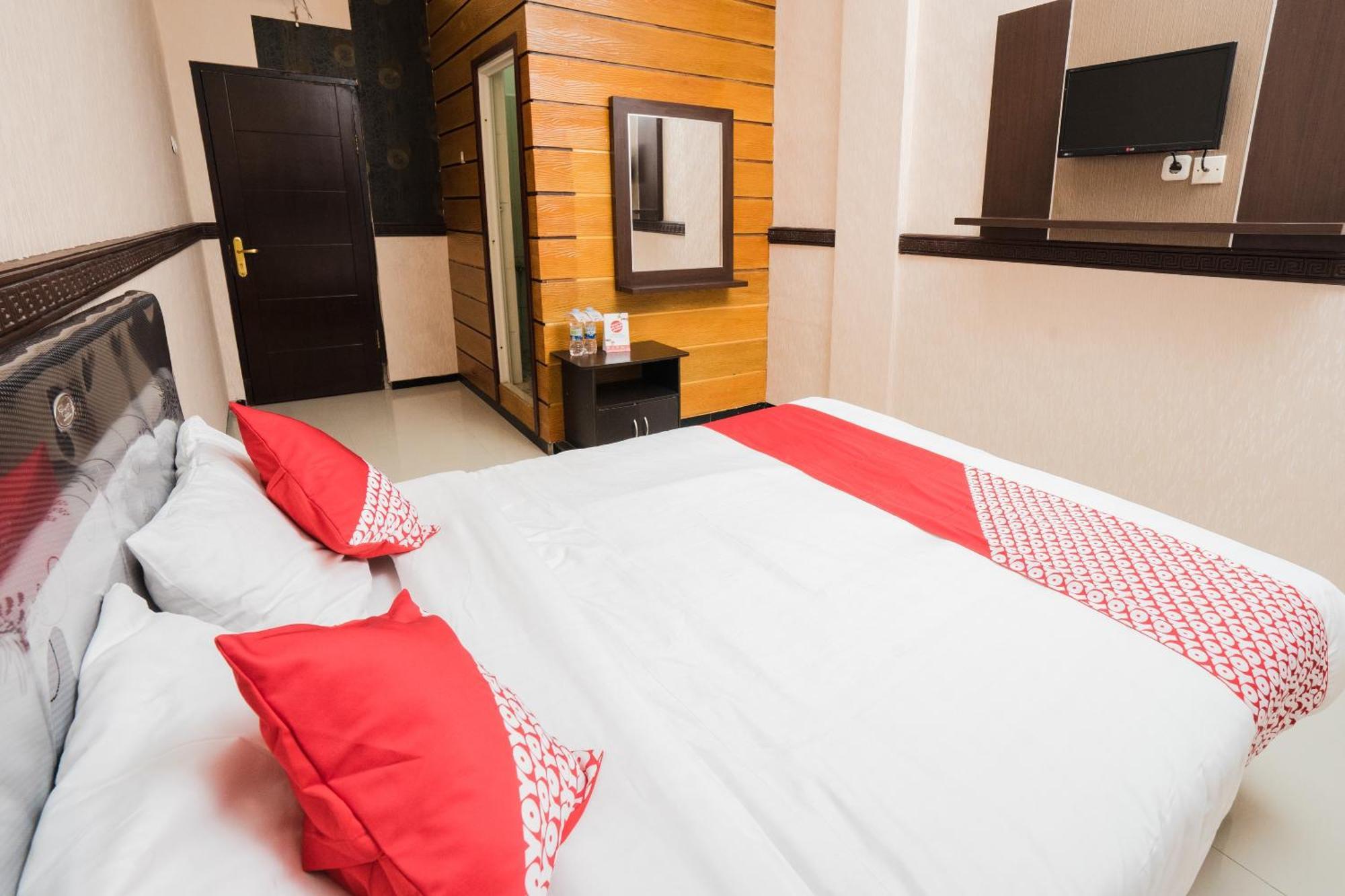 Oyo Bunga Matahari Guest House And Hotel Batu  Ngoại thất bức ảnh